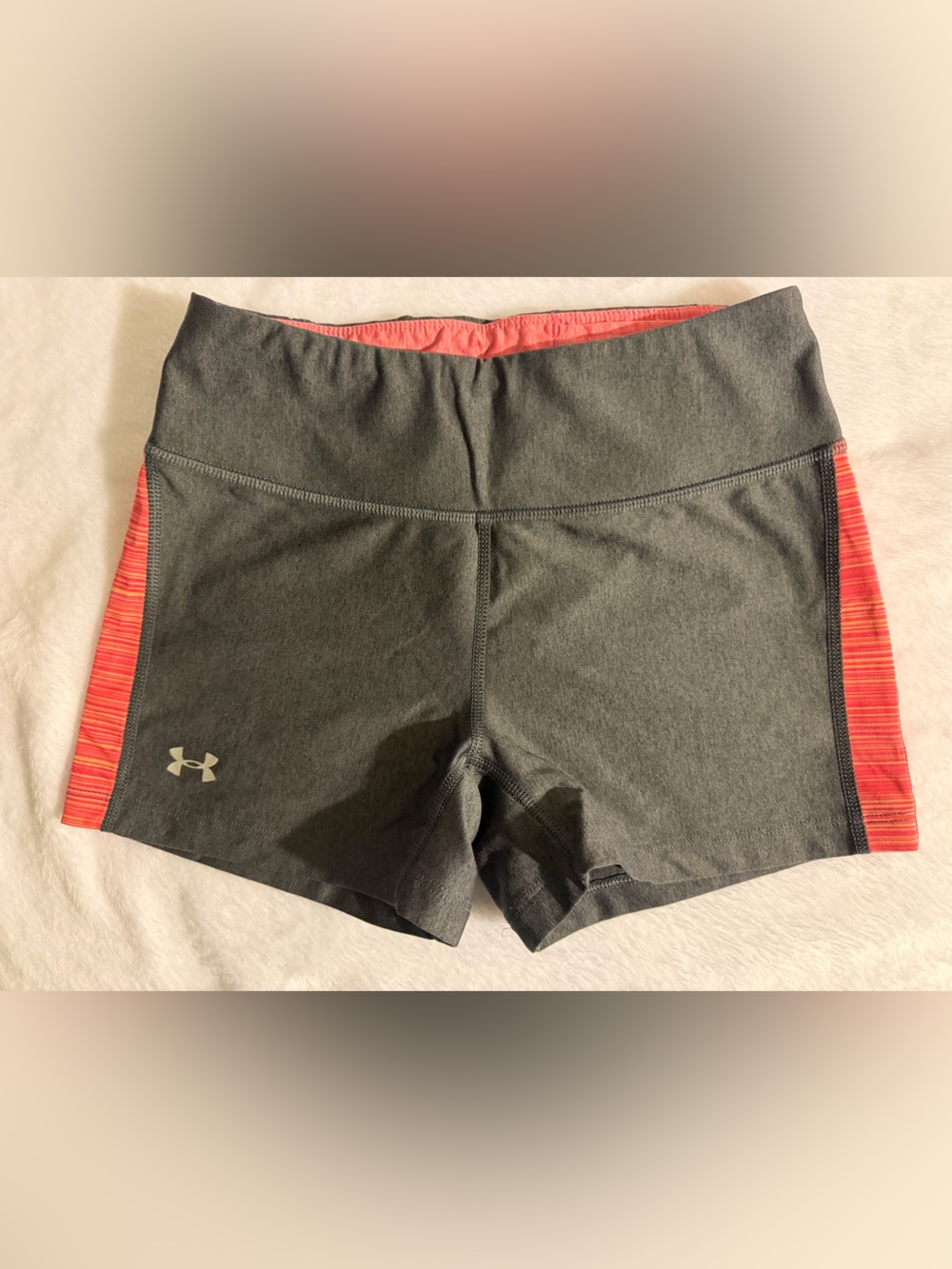 Under Armour Gray XS Bike Shorts with Coral Trim